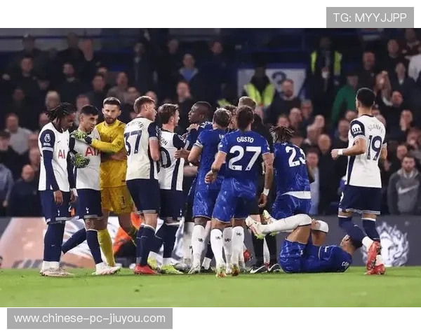 布伦特福德主场迎战诺丁汉森林，保级六分战在即