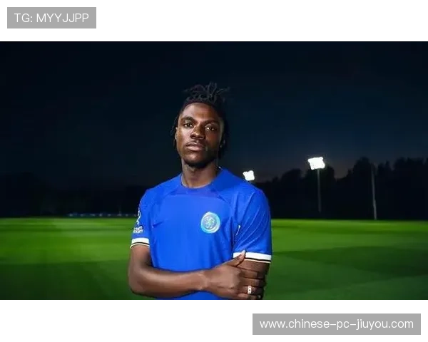 切尔西新援中场拉维亚恢复合练，有望周末复出