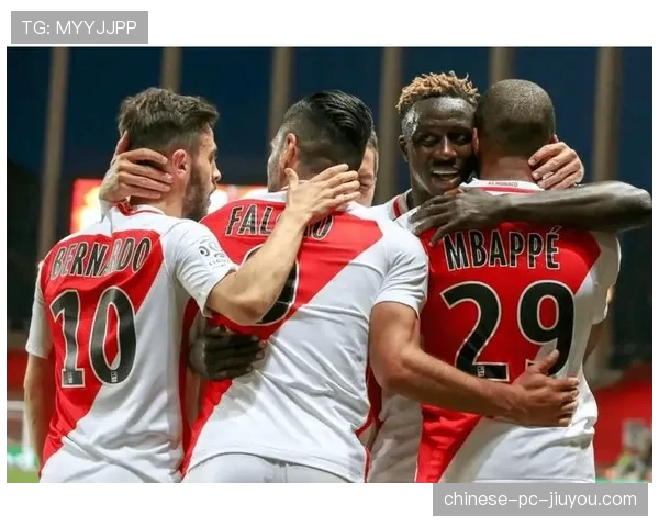 摩纳哥中场福法纳：讲述球队练习长达一年的“电梯球”战术配合