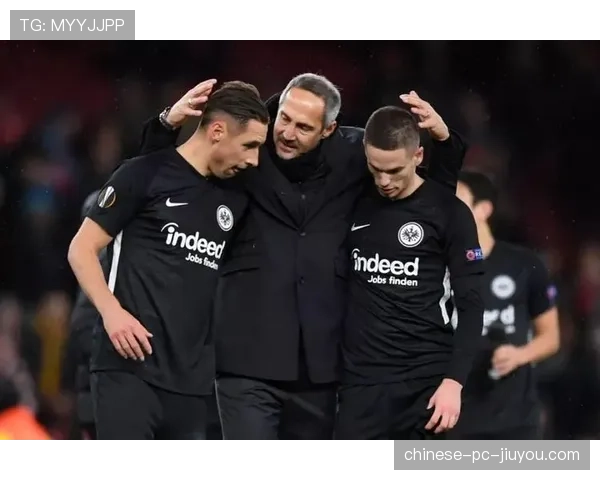 德甲冰球联赛（DEL）季后赛开打，上届冠亚军首轮均轻松过关